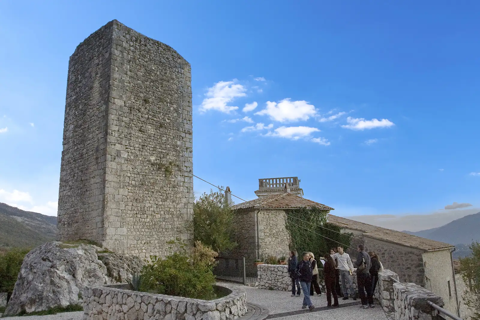 Torre medievale dei Conti d’Aquino a San Donato Val di Comino